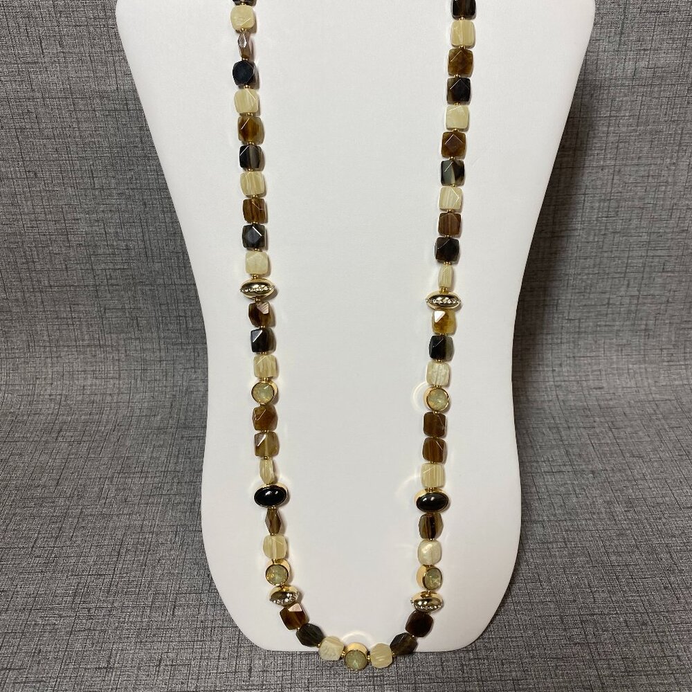 NEW WHBM Necklace NWT